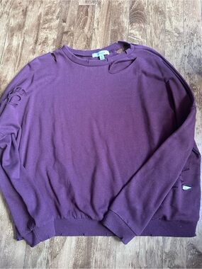 Distressed maroon Crewneck Sweatshirt